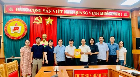 Buổi làm việc với Đoàn công tác Nhà xuất bản Lý luận chính trị 