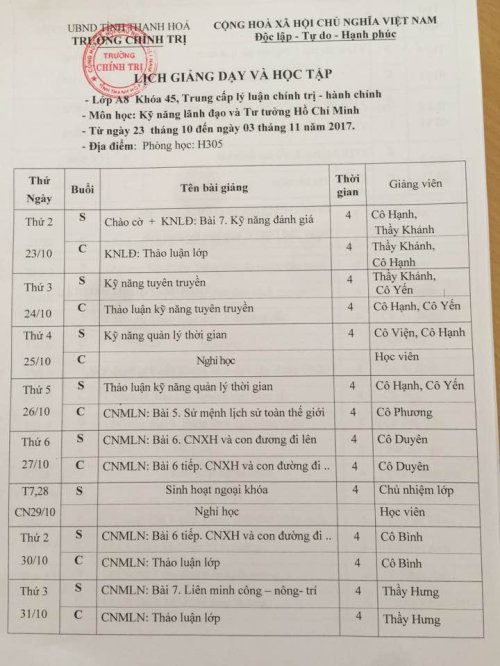 lớp A8 (P1).jpg
