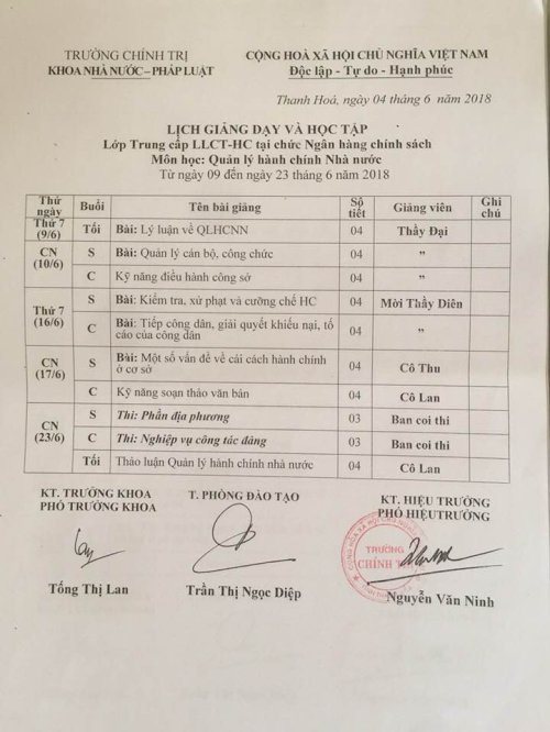 LỚP NGÂN HÀNG.jpg