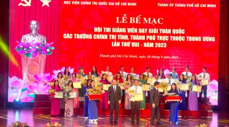 Chúc mừng hai giảng viên Lê Văn Phong và Đinh Thanh Bình đạt giải cao tại Hội thi giảng viên dạy giỏi toàn quốc các trường chính trị năm 2023!