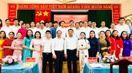 Bồi dưỡng cán bộ dự nguồn Ban Chấp hành Đảng bộ và các chức danh lãnh đạo, quản lý huyện Thạch Thành, nhiệm kỳ 2025 - 2030, 2026 - 2031 